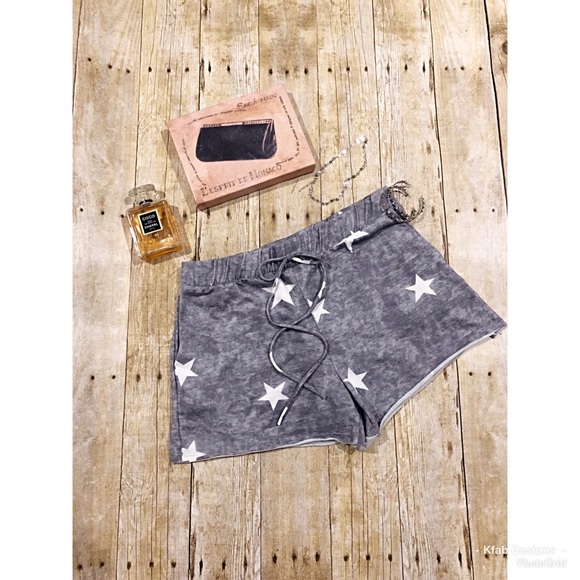LAST 1! 🥰 Amazing French Terry 🌟 Star Shorts! - Picture 6 of 8